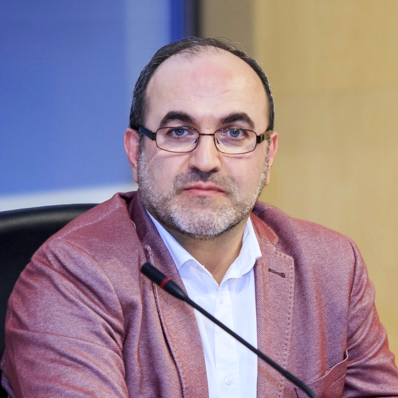 عبد الرحمن حللي